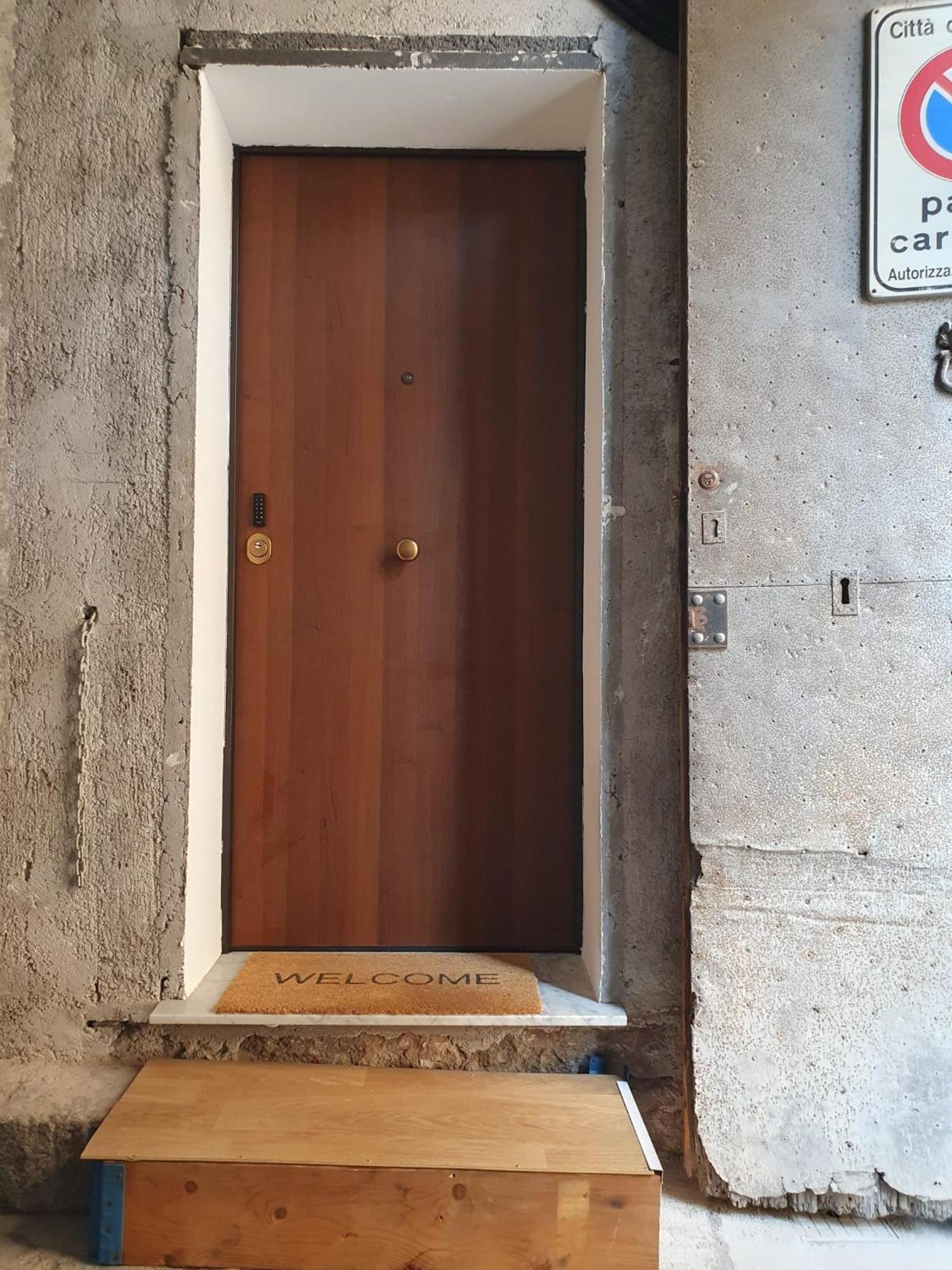 Grey House Apartments カターニア エクステリア 写真