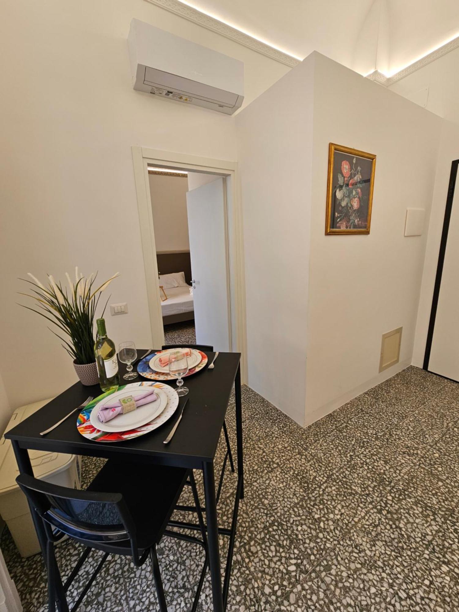 Grey House Apartments カターニア エクステリア 写真