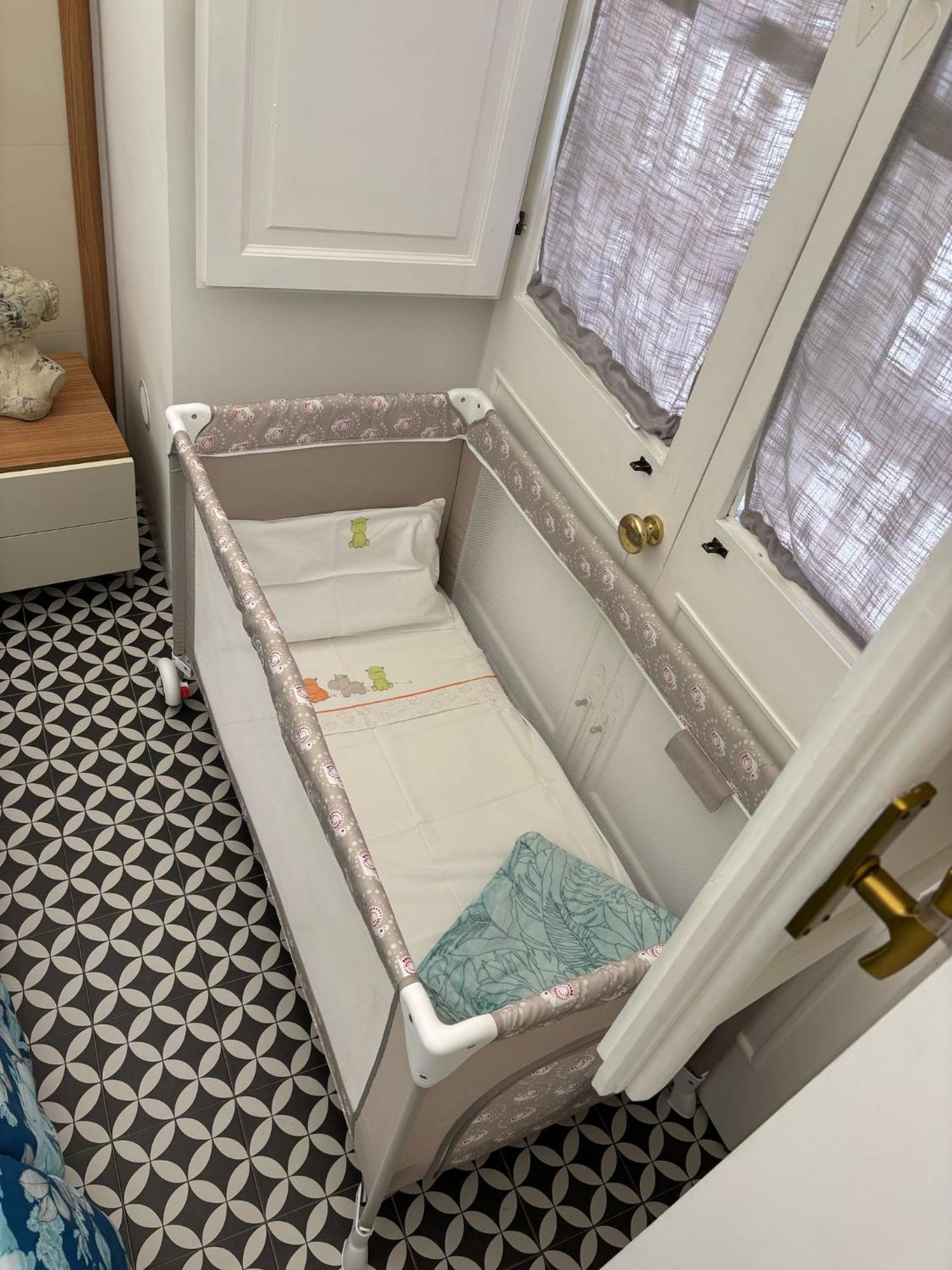 Grey House Apartments カターニア エクステリア 写真